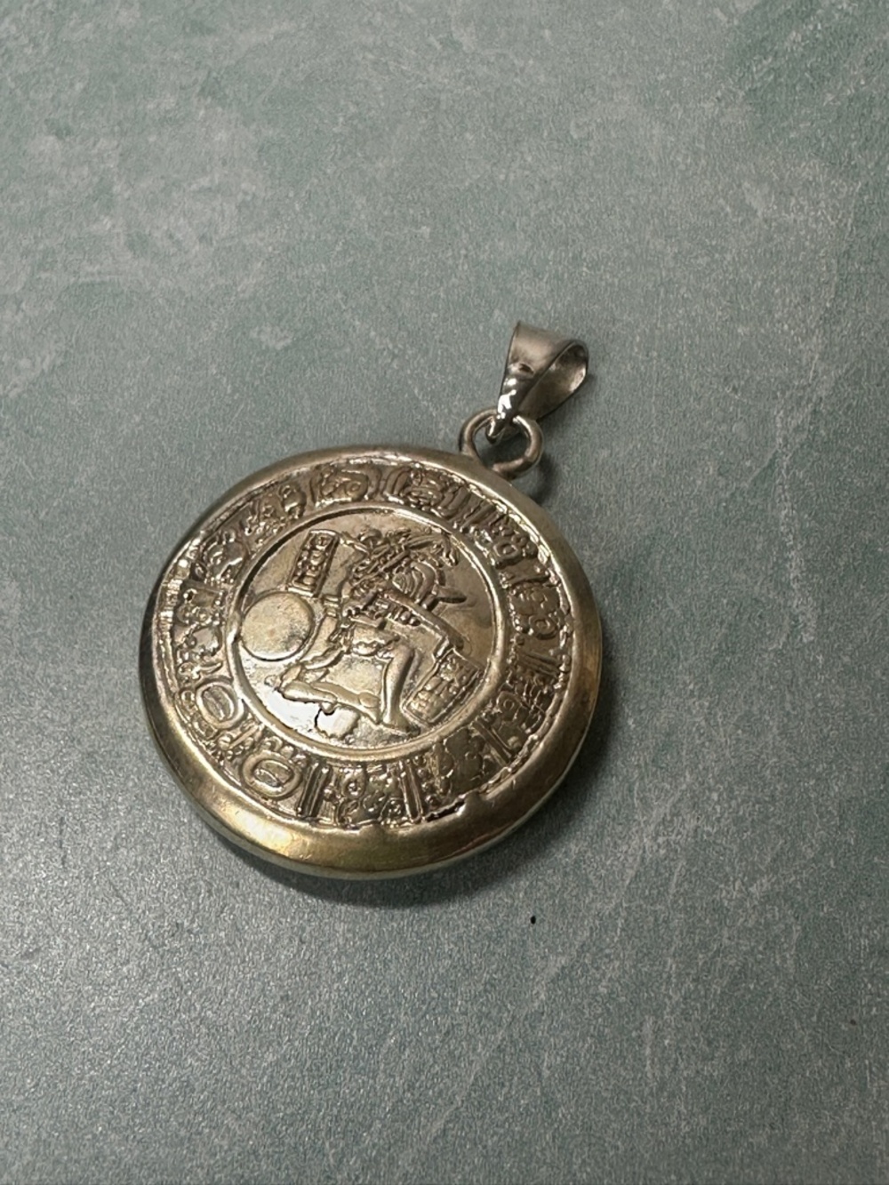 sterling silver pendant Mexican-made piece turquoise inlay Aztec calendar - Picture 2 of 7